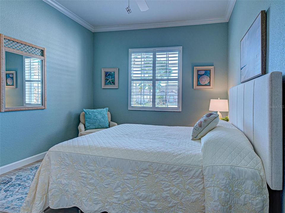 待售: $435,000 (2 贝兹, 2 浴室, 1665 平方英尺)