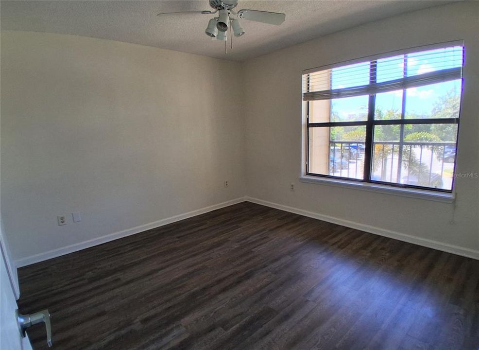 出租: $1,340 (1 贝兹, 1 浴室, 616 平方英尺)