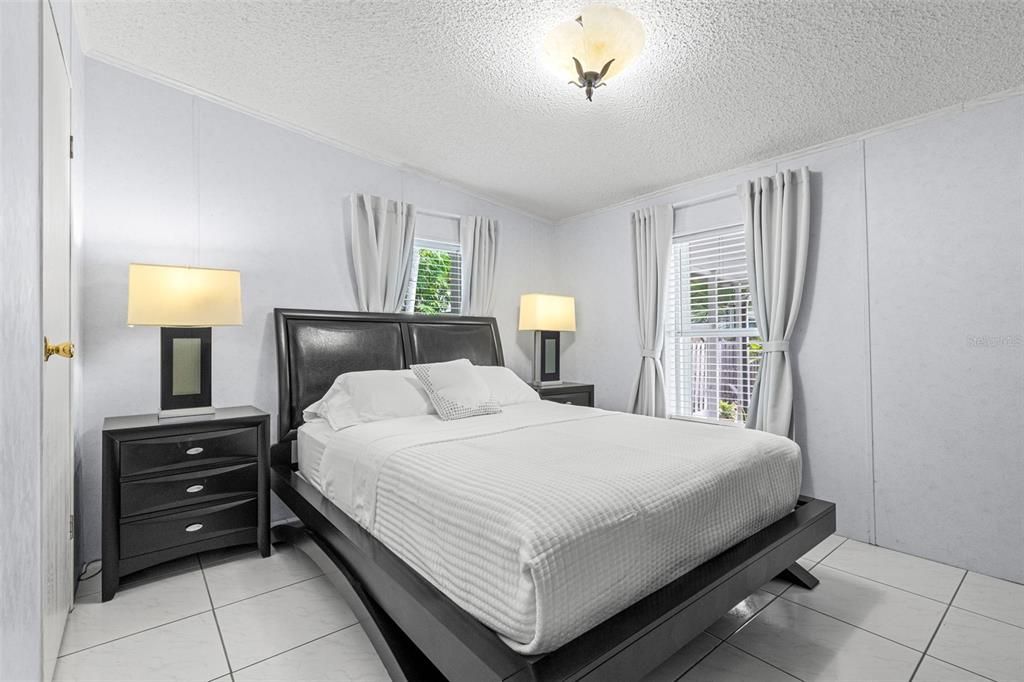 На продажу: $565,000 (4 спален, 2 ванн, 1632 Квадратных фут)