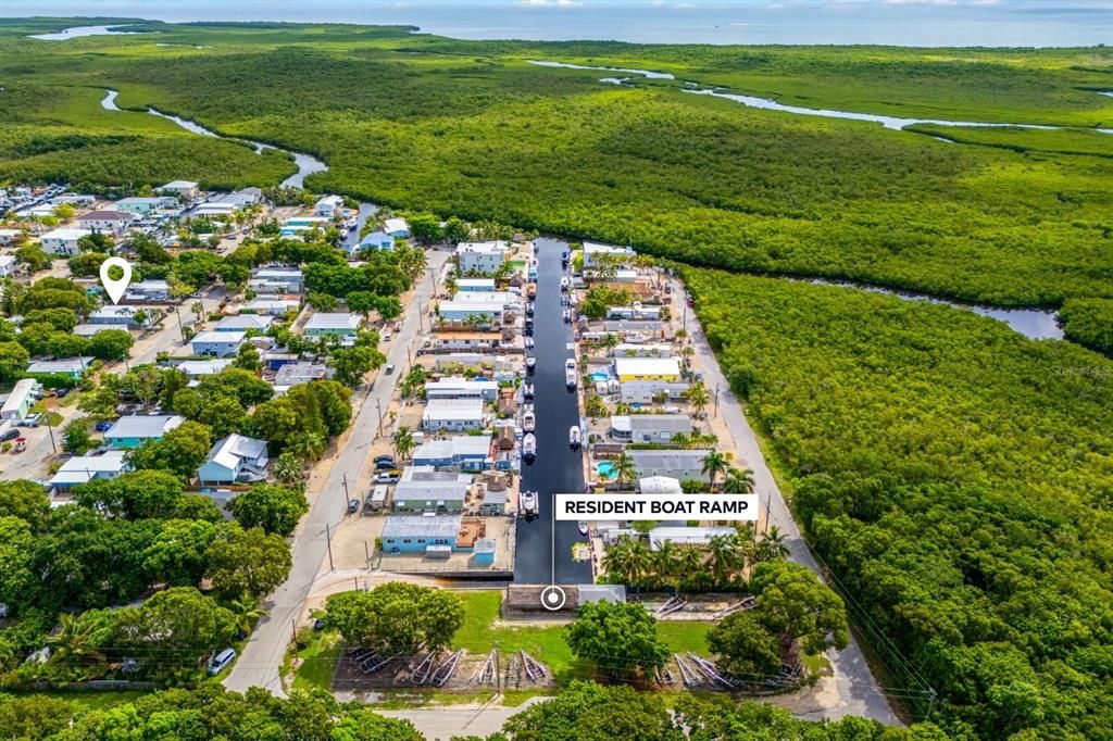 На продажу: $565,000 (4 спален, 2 ванн, 1632 Квадратных фут)