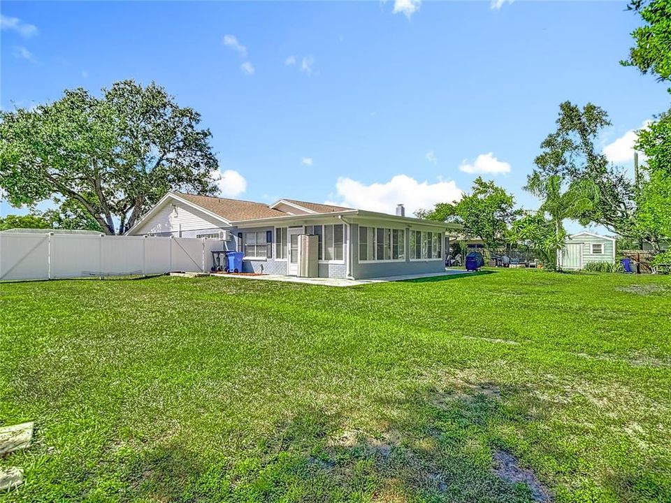 合同活跃: $514,900 (4 贝兹, 2 浴室, 2950 平方英尺)