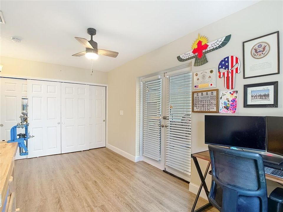 合同活跃: $514,900 (4 贝兹, 2 浴室, 2950 平方英尺)