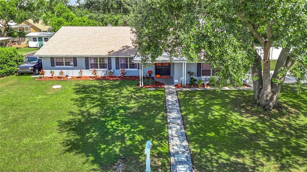 合同活跃: $514,900 (4 贝兹, 2 浴室, 2950 平方英尺)