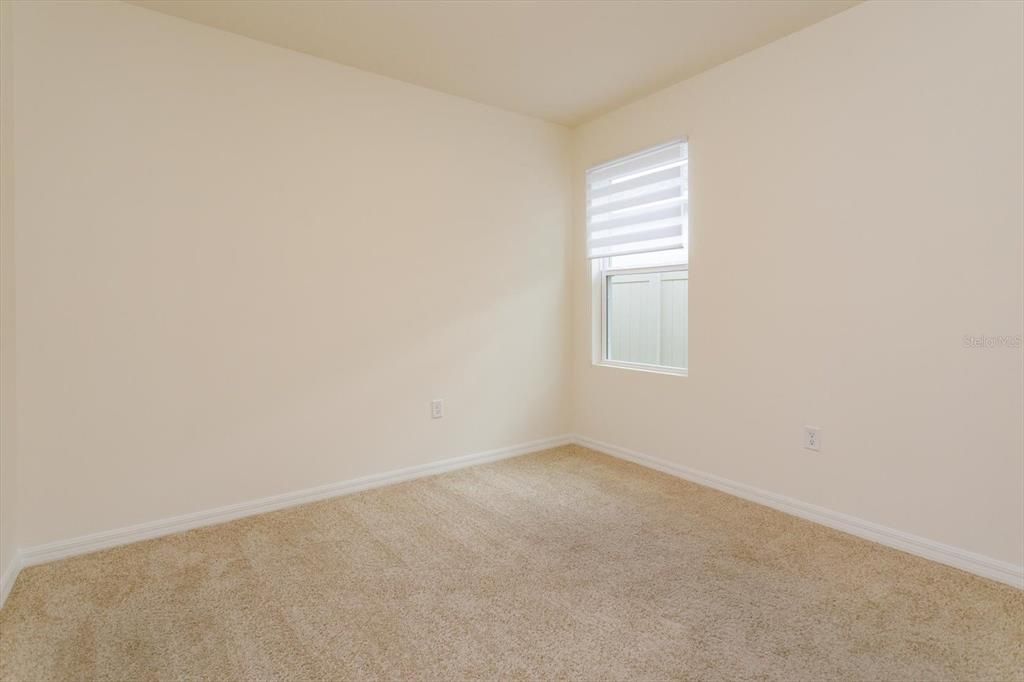 Active With Contract: $2,000 (3 beds, 2 baths, 1516 Square Feet)