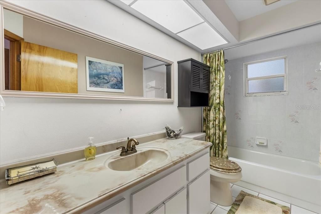 For Sale: $410,000 (3 beds, 2 baths, 2368 Square Feet)