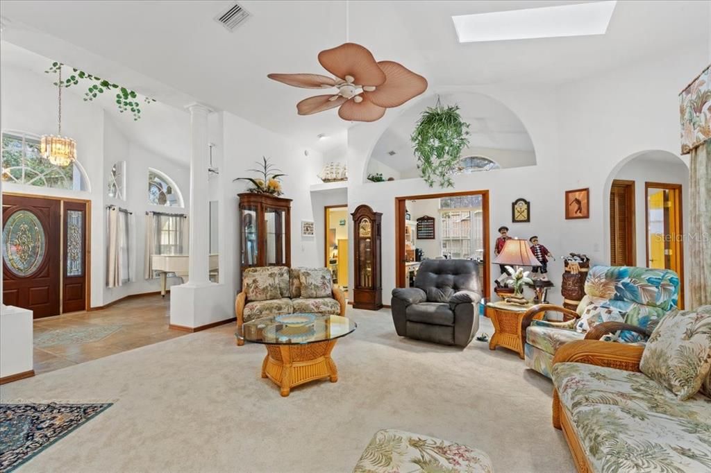 For Sale: $410,000 (3 beds, 2 baths, 2368 Square Feet)