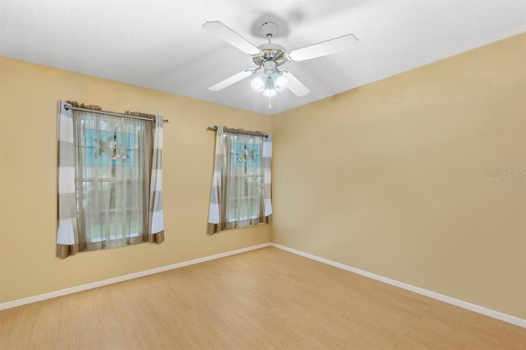 For Sale: $410,000 (3 beds, 2 baths, 2368 Square Feet)