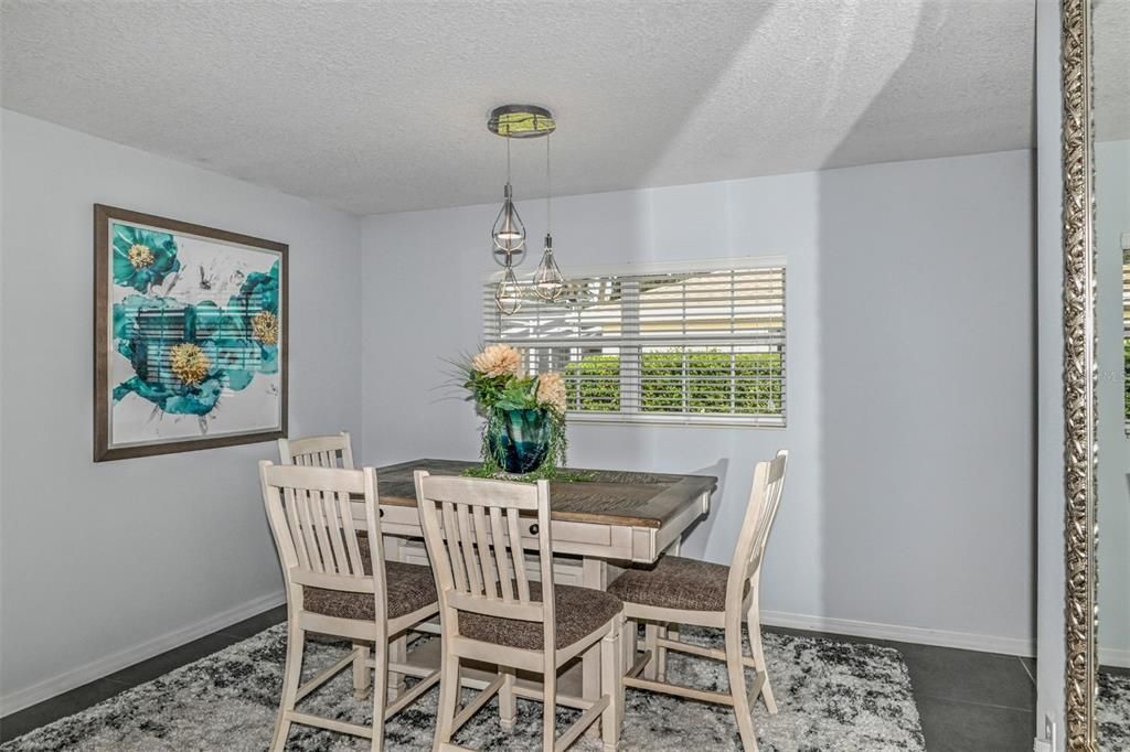 На продажу: $429,000 (3 спален, 2 ванн, 1791 Квадратных фут)