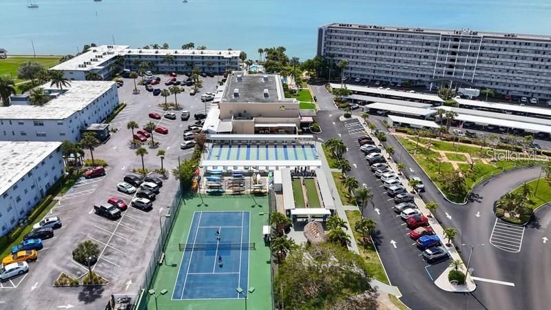 На продажу: $210,000 (2 спален, 2 ванн, 1250 Квадратных фут)