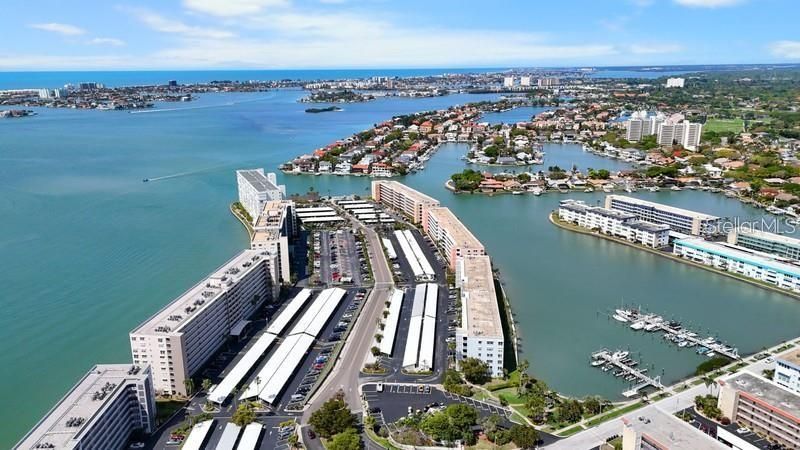 На продажу: $210,000 (2 спален, 2 ванн, 1250 Квадратных фут)