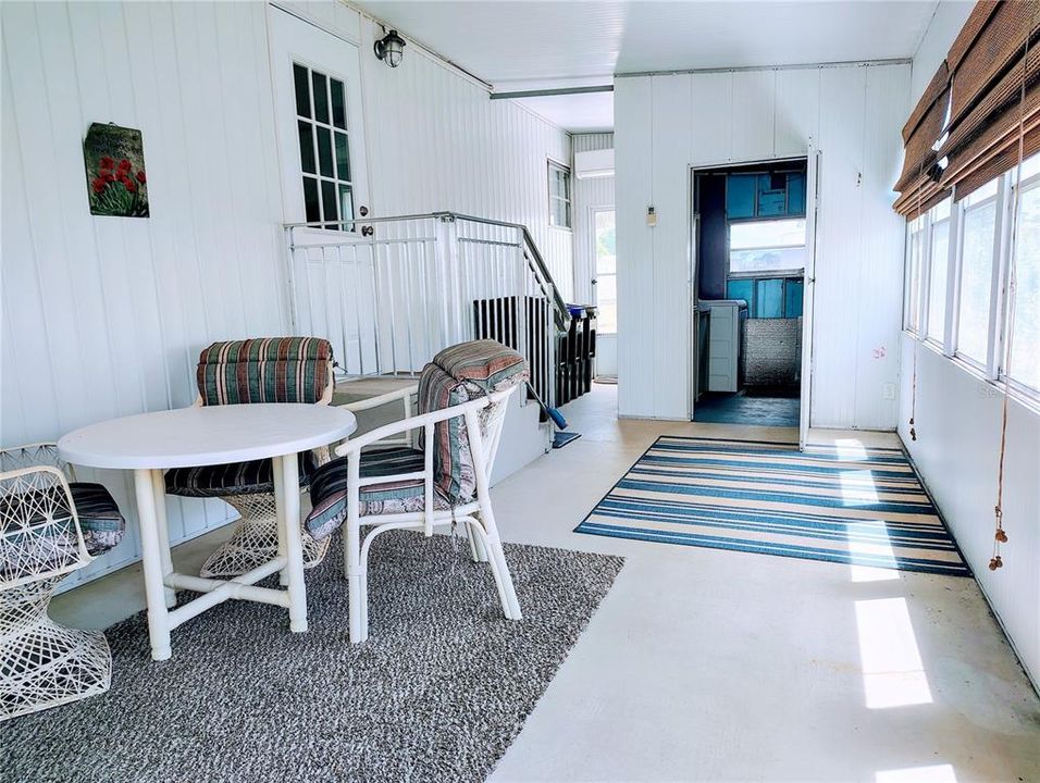 待售: $104,999 (2 贝兹, 1 浴室, 671 平方英尺)