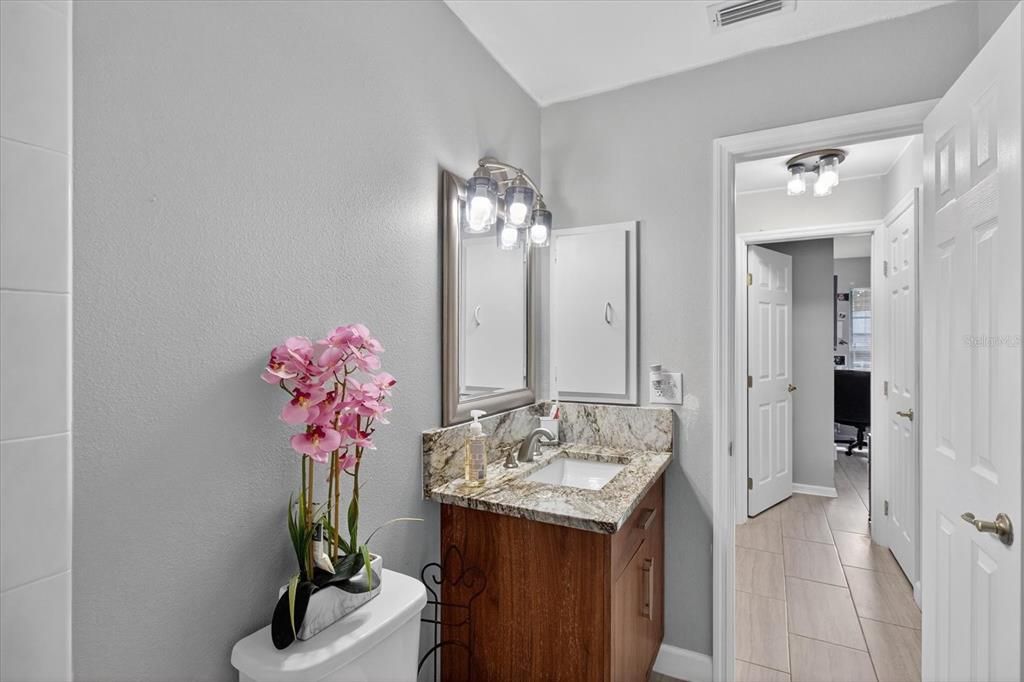 待售: $569,000 (3 贝兹, 2 浴室, 1651 平方英尺)