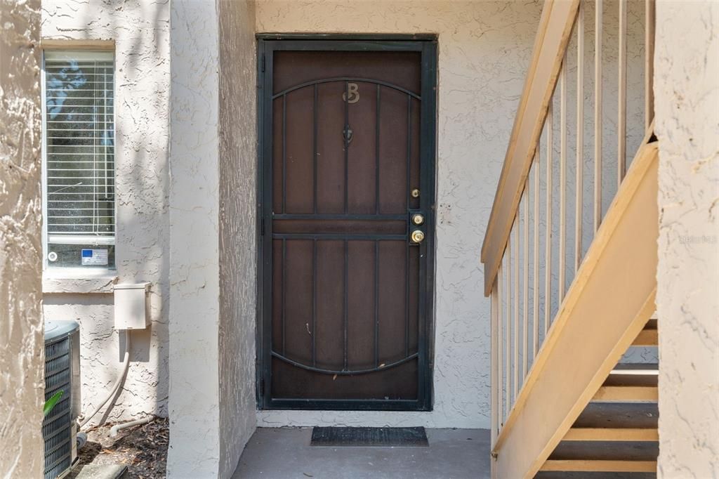 For Sale: $124,900 (2 beds, 1 baths, 1085 Square Feet)