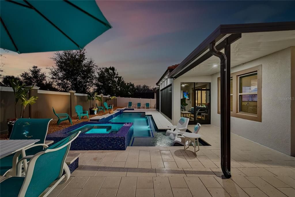 En Venta: $600,000 (3 camas, 3 baños, 2651 Pies cuadrados)