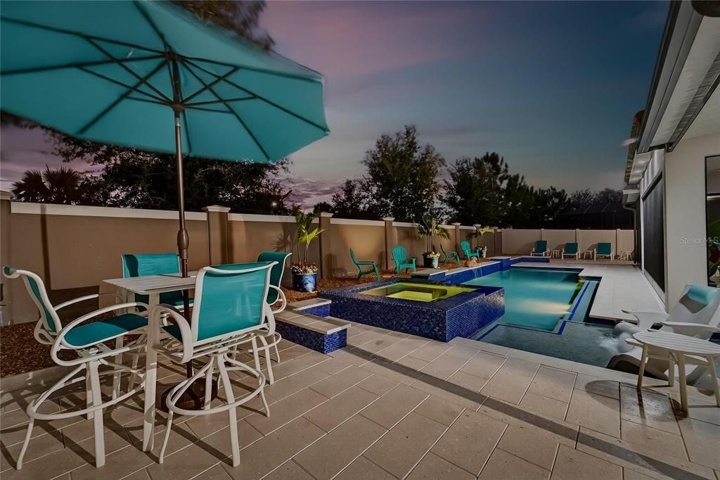 En Venta: $600,000 (3 camas, 3 baños, 2651 Pies cuadrados)