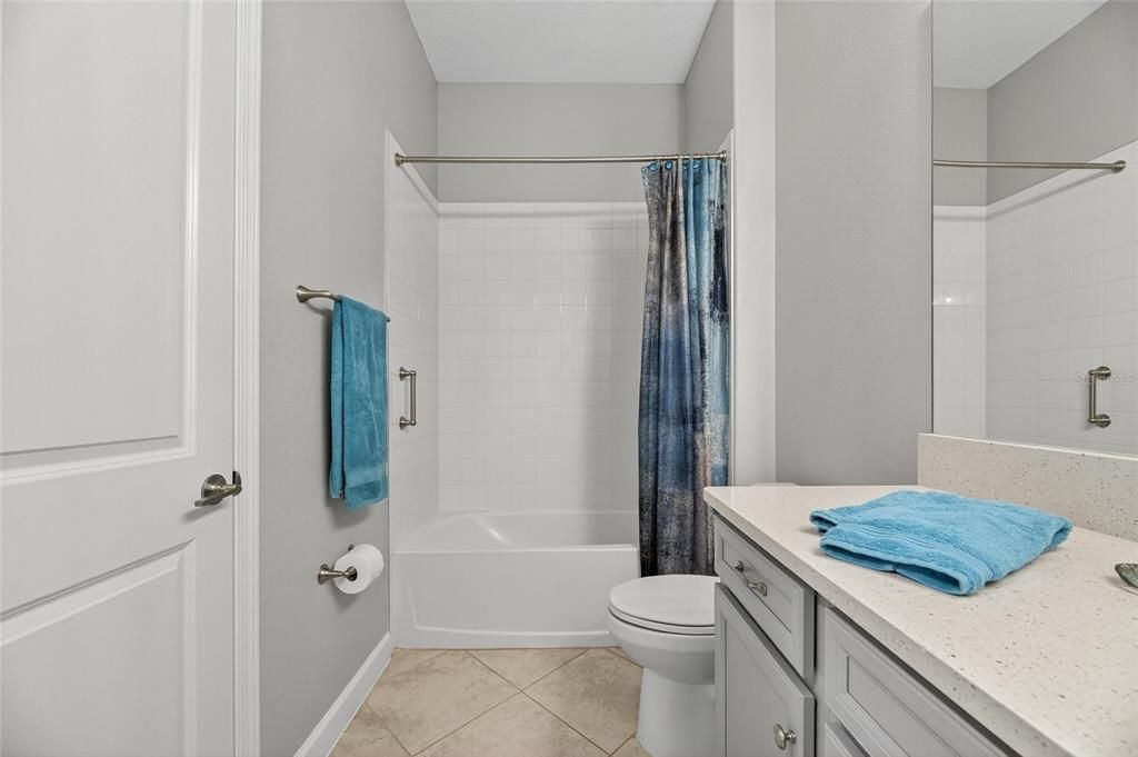 En Venta: $600,000 (3 camas, 3 baños, 2651 Pies cuadrados)