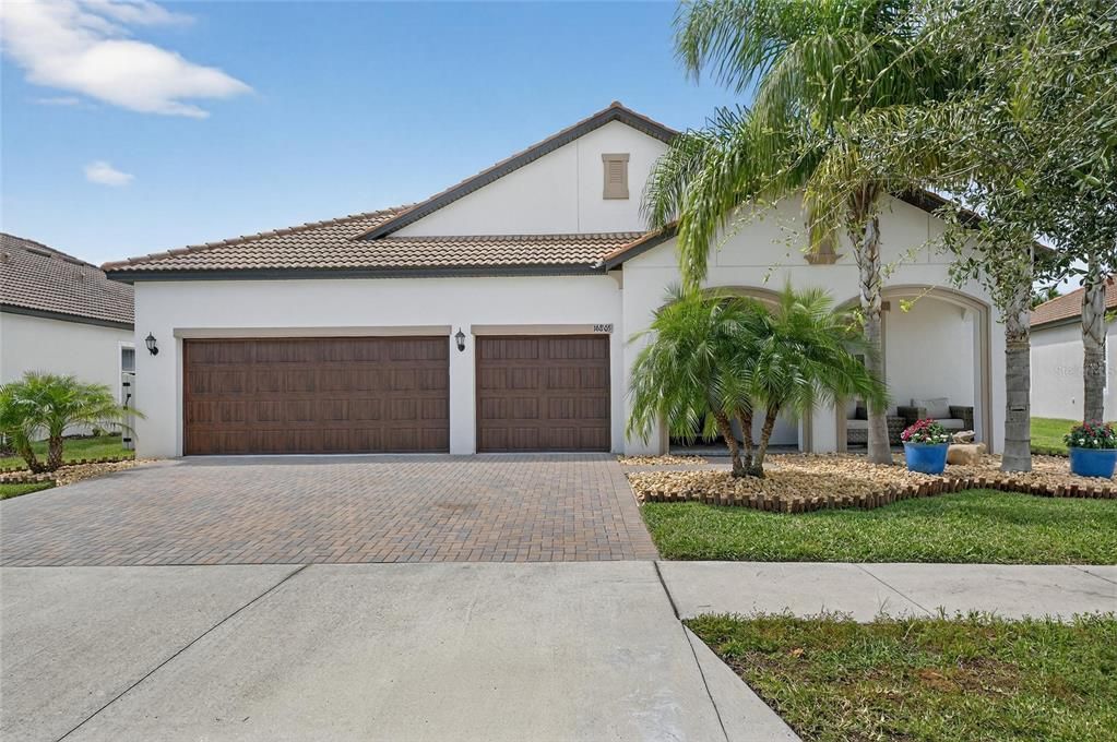 En Venta: $600,000 (3 camas, 3 baños, 2651 Pies cuadrados)