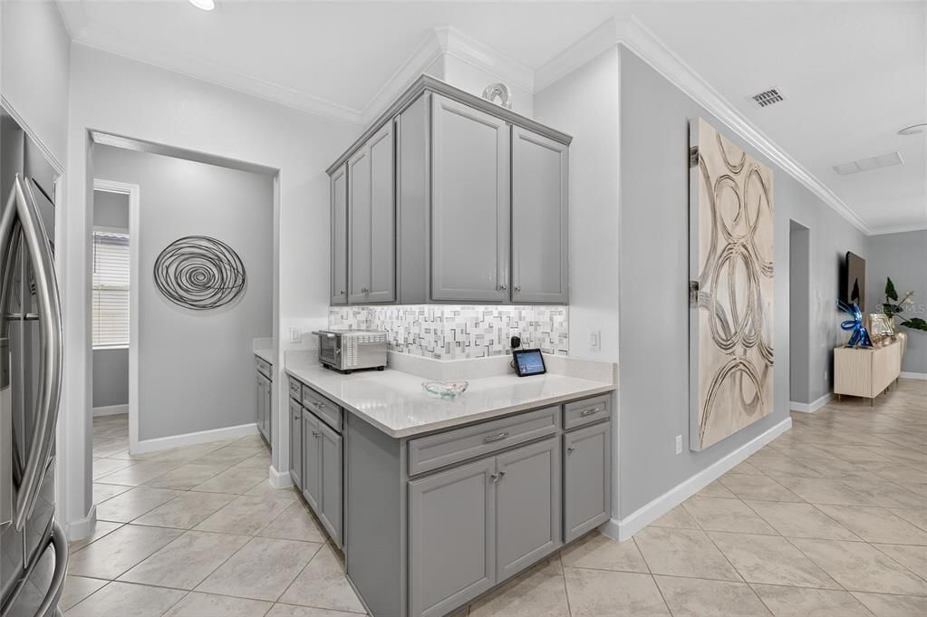 En Venta: $600,000 (3 camas, 3 baños, 2651 Pies cuadrados)