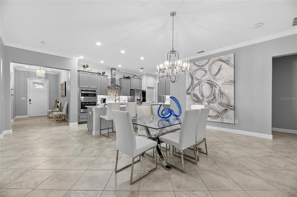 En Venta: $600,000 (3 camas, 3 baños, 2651 Pies cuadrados)