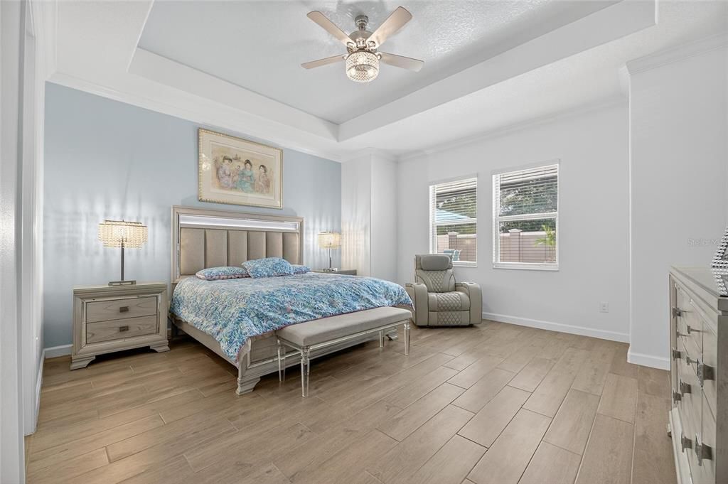 En Venta: $600,000 (3 camas, 3 baños, 2651 Pies cuadrados)