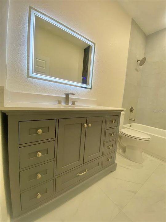 Active With Contract: $359,900 (3 beds, 2 baths, 1613 Square Feet)