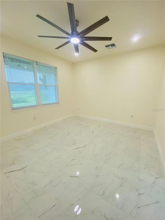 Active With Contract: $359,900 (3 beds, 2 baths, 1613 Square Feet)