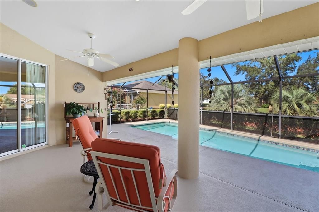 En Venta: $419,900 (3 camas, 2 baños, 2245 Pies cuadrados)