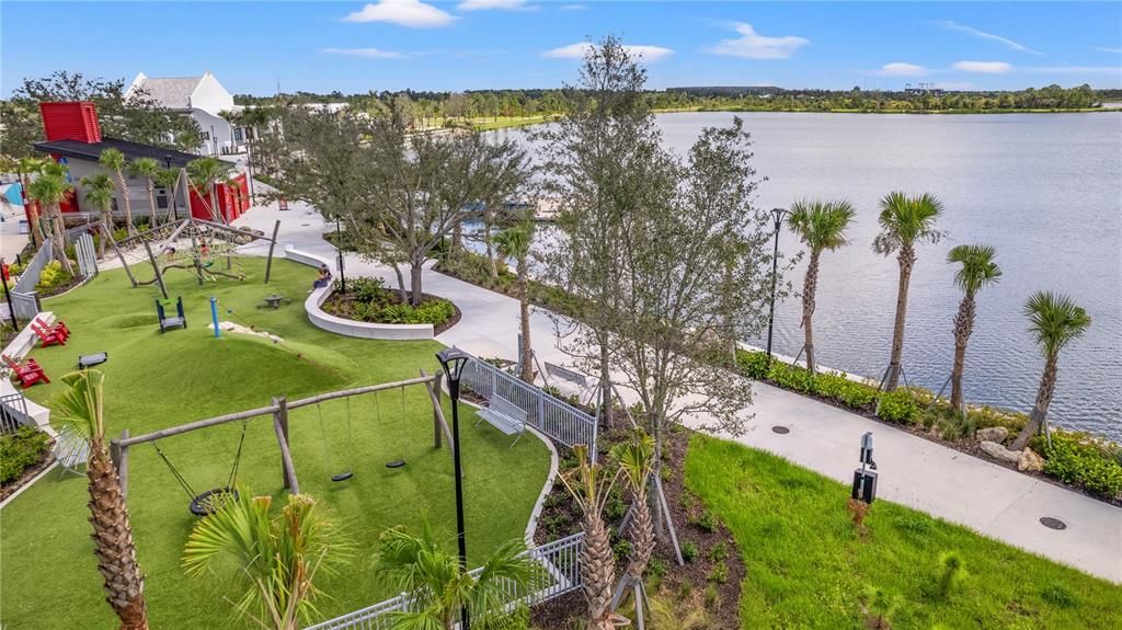 合同活跃: $265,000 (3 贝兹, 2 浴室, 1949 平方英尺)