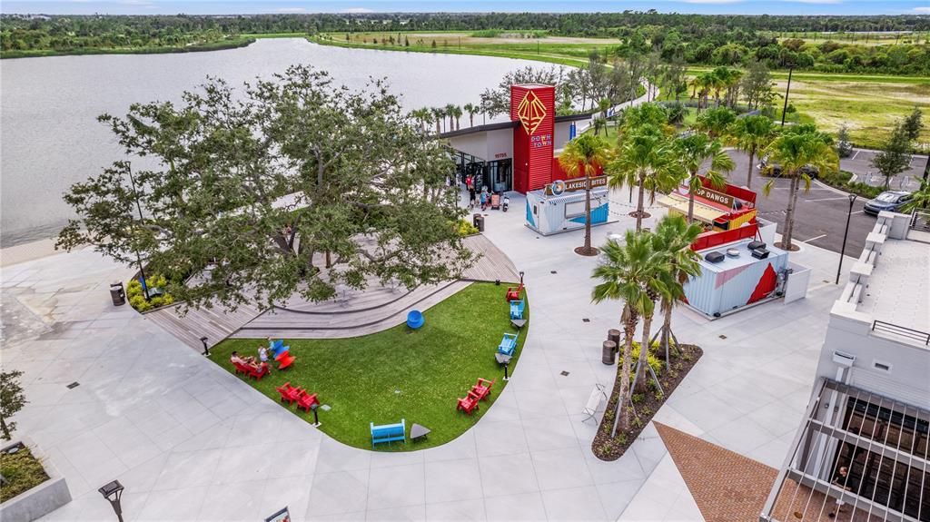 合同活跃: $265,000 (3 贝兹, 2 浴室, 1949 平方英尺)