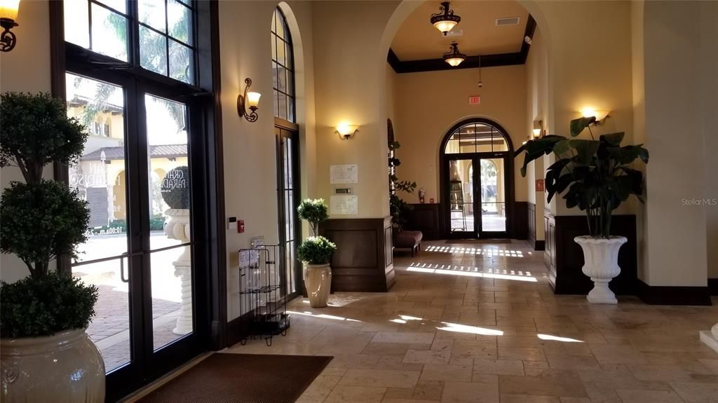 合同活跃: $265,000 (3 贝兹, 2 浴室, 1949 平方英尺)