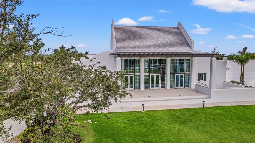 合同活跃: $265,000 (3 贝兹, 2 浴室, 1949 平方英尺)