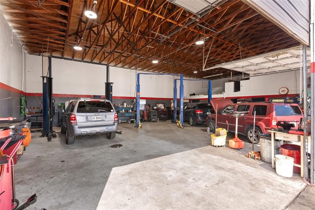 En Venta: $650,000 (0 camas, 0 baños, 2400 Pies cuadrados)