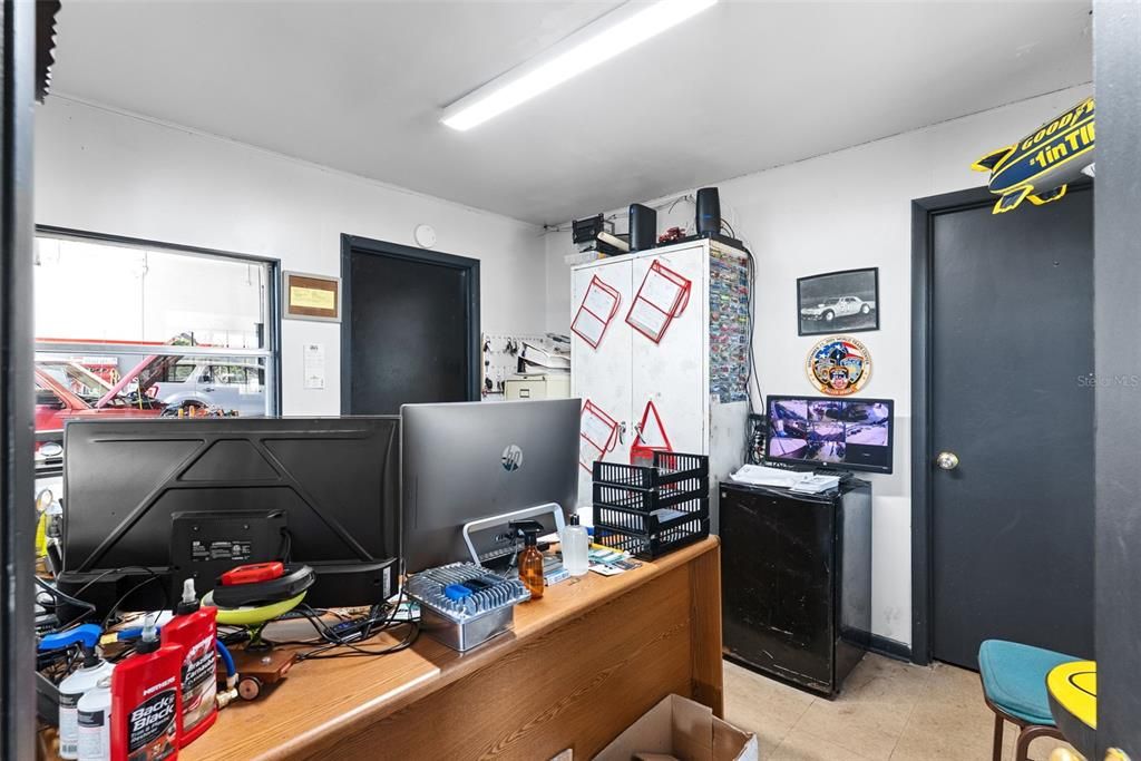 En Venta: $650,000 (0 camas, 0 baños, 2400 Pies cuadrados)