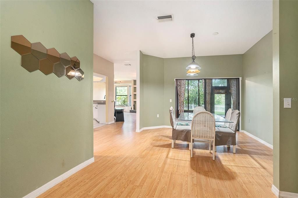 Active With Contract: $375,000 (3 beds, 2 baths, 1892 Square Feet)