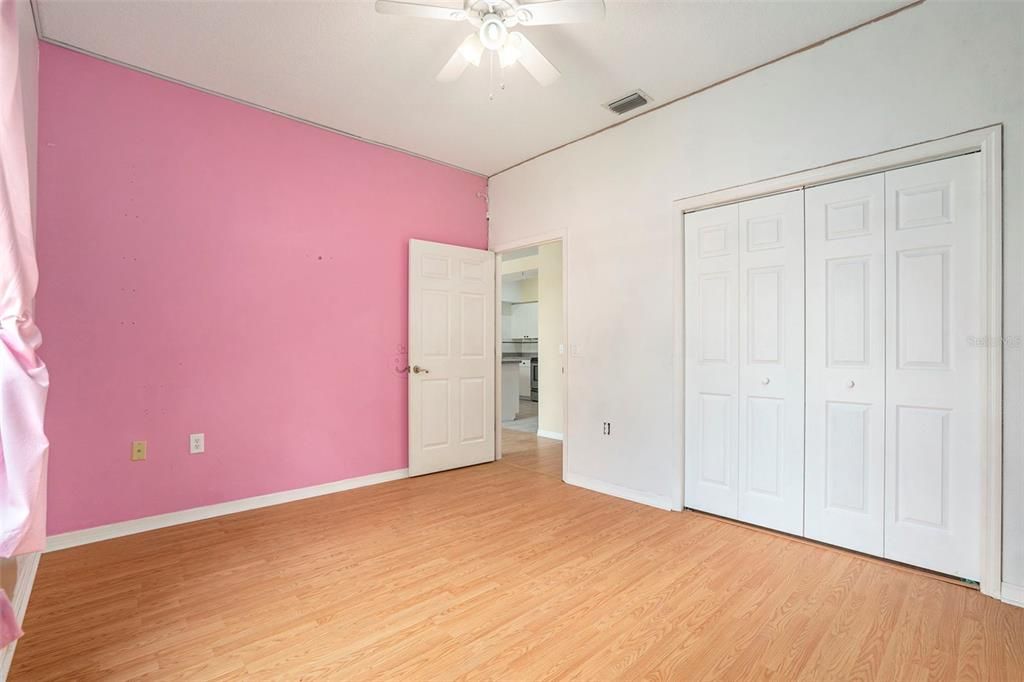 Active With Contract: $375,000 (3 beds, 2 baths, 1892 Square Feet)