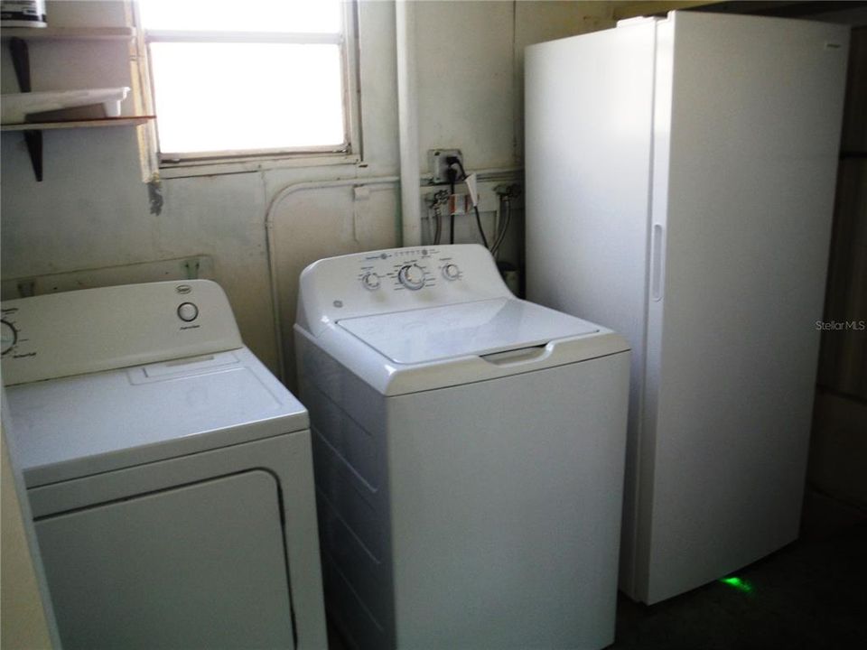 待售: $169,000 (2 贝兹, 2 浴室, 1356 平方英尺)