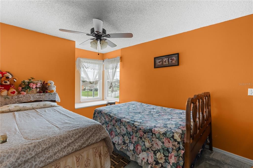 Active With Contract: $290,000 (4 beds, 2 baths, 1949 Square Feet)