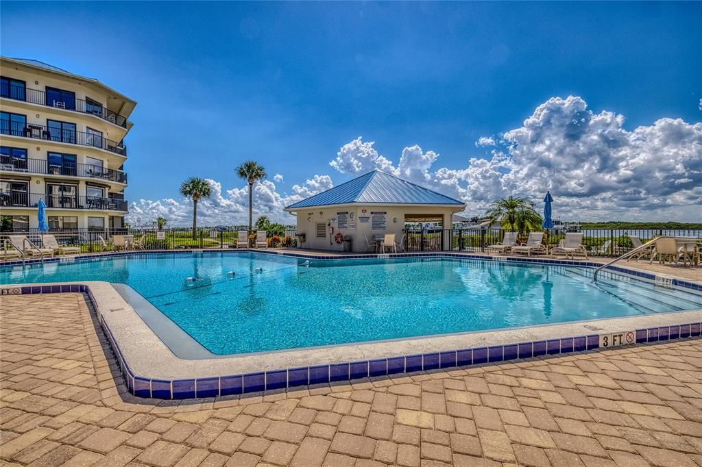 待售: $449,000 (2 贝兹, 2 浴室, 1158 平方英尺)