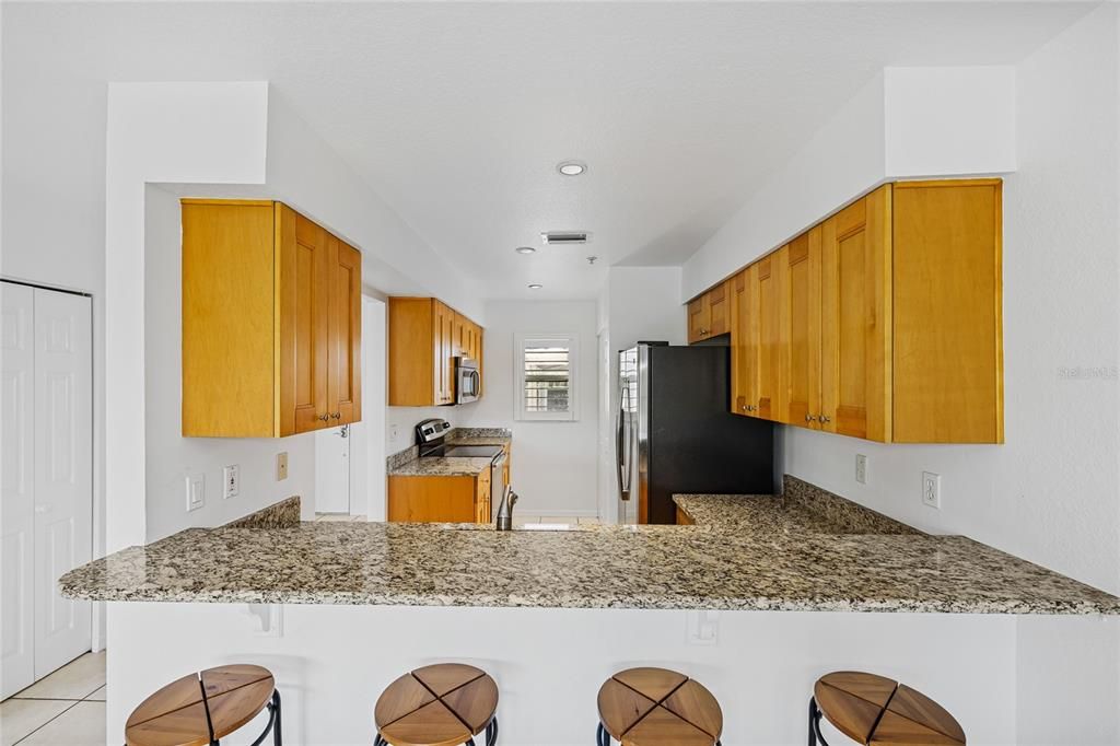 待售: $449,000 (2 贝兹, 2 浴室, 1158 平方英尺)