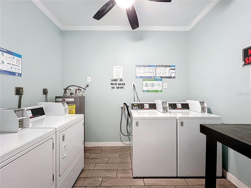 Под контрактом: $164,000 (2 спален, 2 ванн, 964 Квадратных фут)