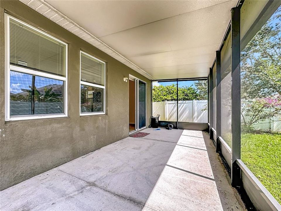 Под контрактом: $2,500 (4 спален, 2 ванн, 1843 Квадратных фут)