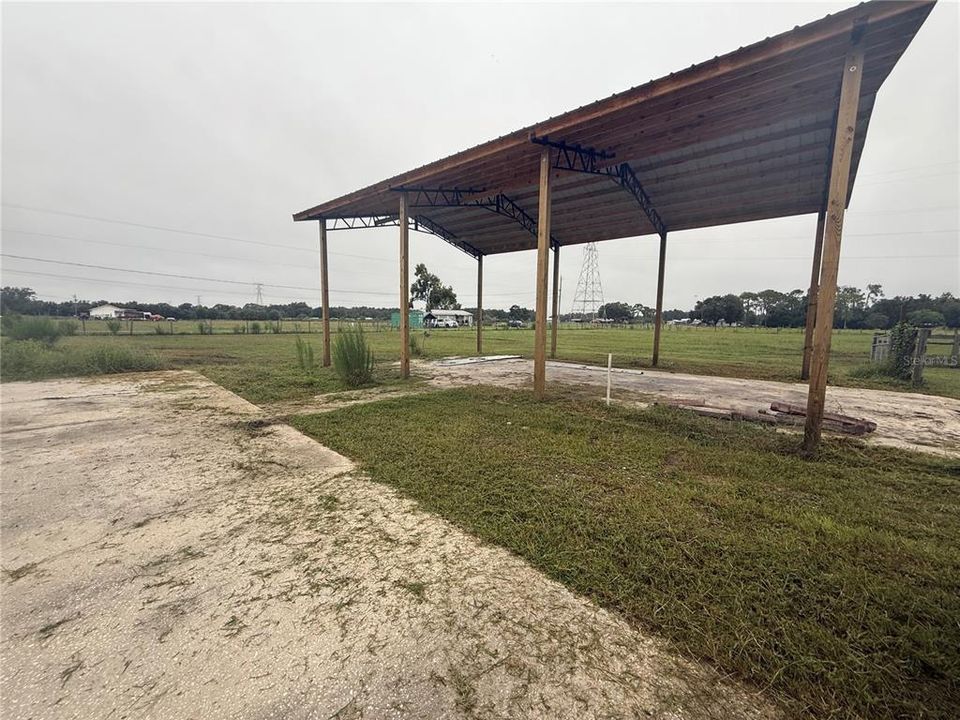 出租: $2,600 (3 贝兹, 2 浴室, 1216 平方英尺)