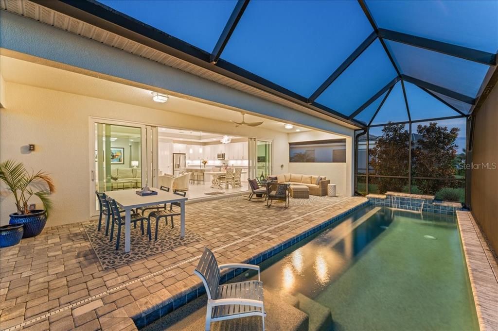 Activo con contrato: $969,900 (2 camas, 2 baños, 1940 Pies cuadrados)