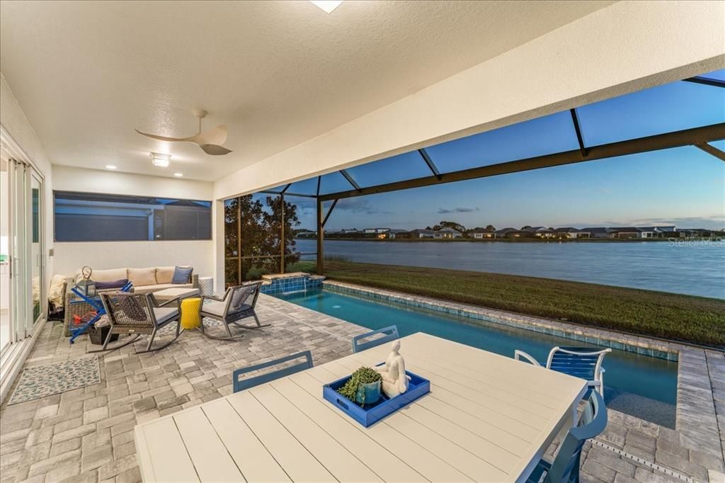 Activo con contrato: $969,900 (2 camas, 2 baños, 1940 Pies cuadrados)