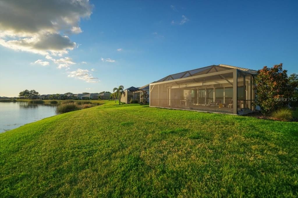 Activo con contrato: $969,900 (2 camas, 2 baños, 1940 Pies cuadrados)