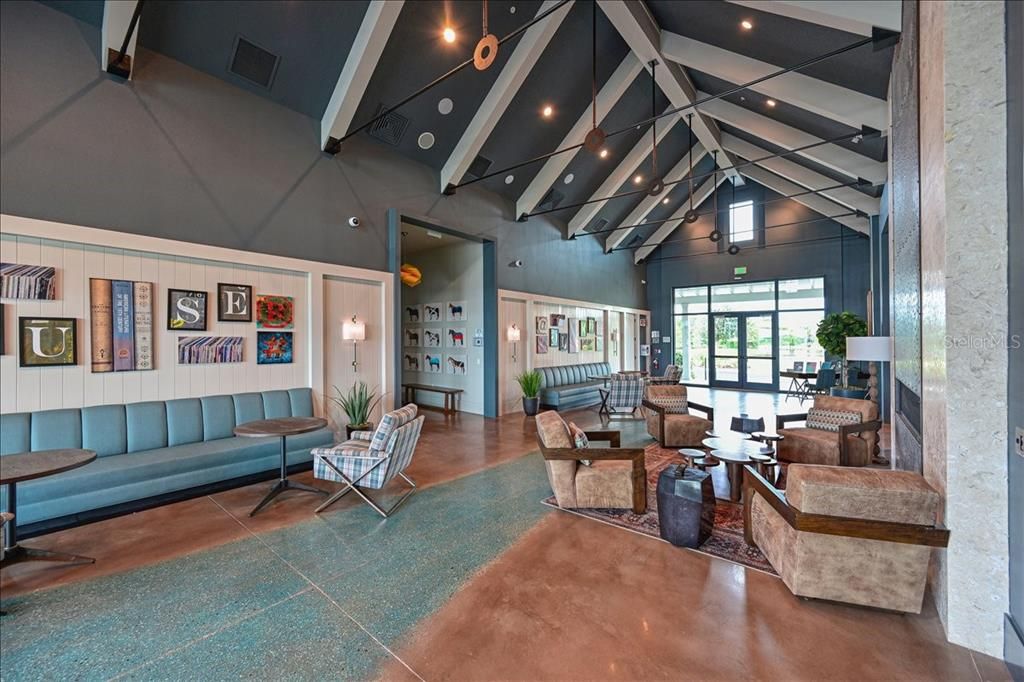 Activo con contrato: $969,900 (2 camas, 2 baños, 1940 Pies cuadrados)