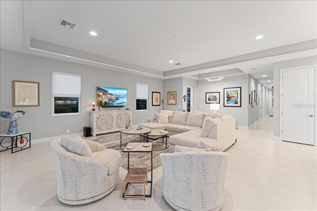 Activo con contrato: $969,900 (2 camas, 2 baños, 1940 Pies cuadrados)