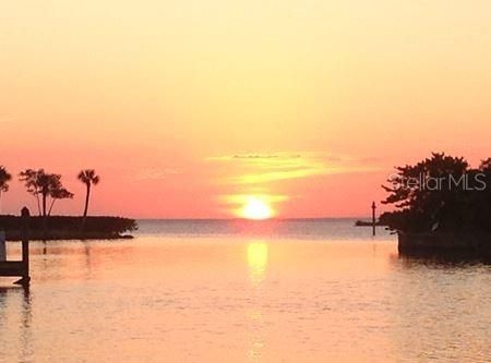 待售: $749,500 (3 贝兹, 2 浴室, 2069 平方英尺)