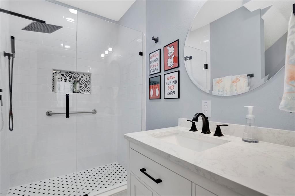 待售: $1,299,000 (6 贝兹, 4 浴室, 3593 平方英尺)