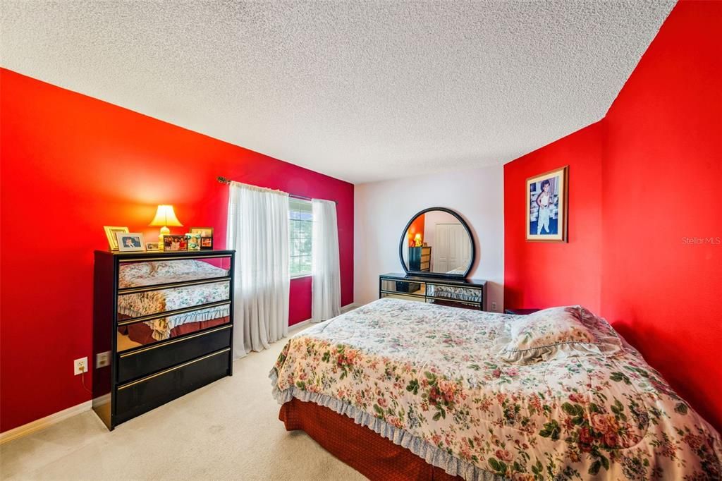 For Sale: $590,000 (4 beds, 2 baths, 3332 Square Feet)